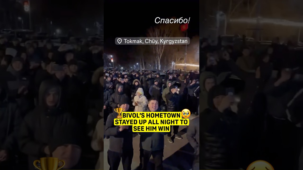 The hometown love for the undisputed champ 👑👏 #shorts