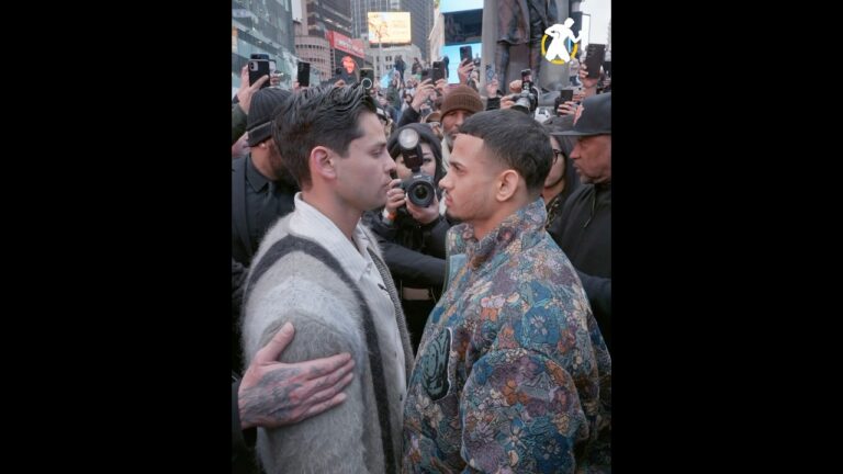 A main event, ready for the bright lights in the heart of Times Square! 🥊🏙 #GarciaRomero #FatalFury