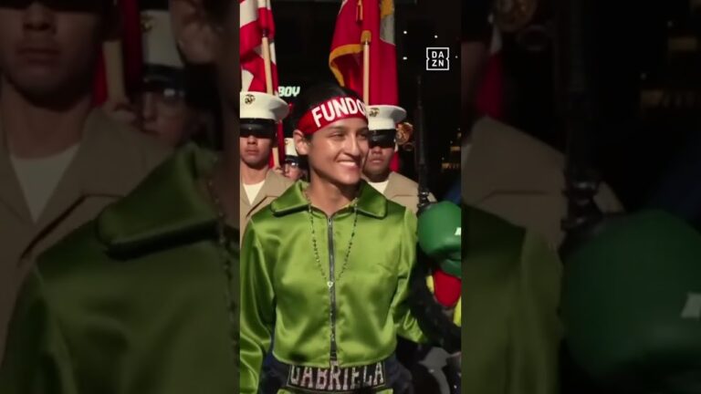 Gabriela Fundora makes her way to ring 🤩