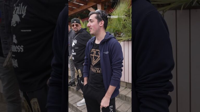 “I'm predicting an early stoppage!” 💥 Team Eubank or Team Benn? 🤔 #shorts