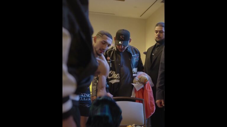 Teofimo Lopez Vs Arnold Barboza: Official Weigh In 💪