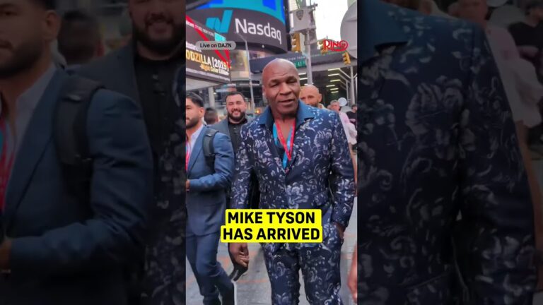 Iron Mike has arrived for a huge night in NYC🗽