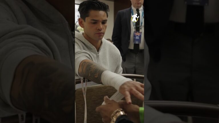 Tonight, heâ€™s back!