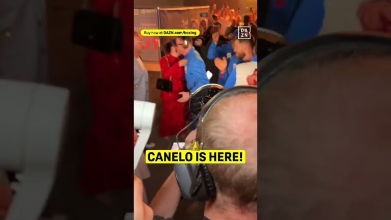 Canelo is here! 👑
