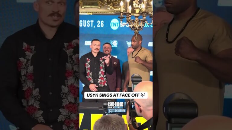 Oleksandr Usyk is a man of many talents 🤣