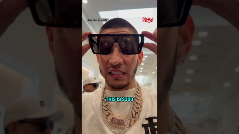 Does Edgar Berlanga have fake jewelry? 🤔 💎 #shorts