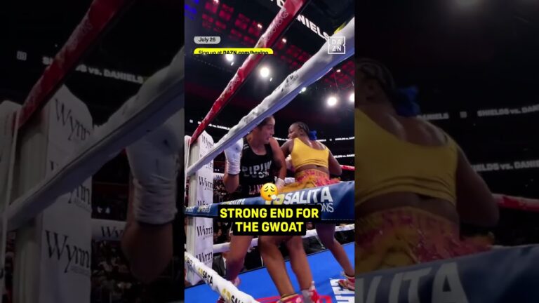 Flurry punches from the GWOAT to end the round! ⚡#shorts