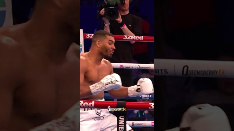 David Adeleye carries serious  😳💥