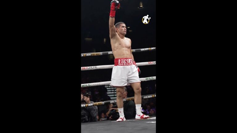 a KNOCKOUT pro debut 👀