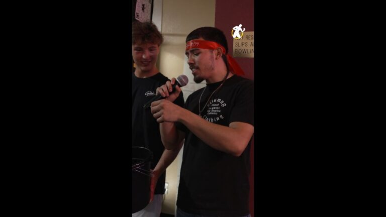 Strikes all night 💢😱