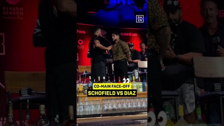 You CANNOT miss the one!! 🤩 Floyd Schofield vs. Jojo Diaz #shorts