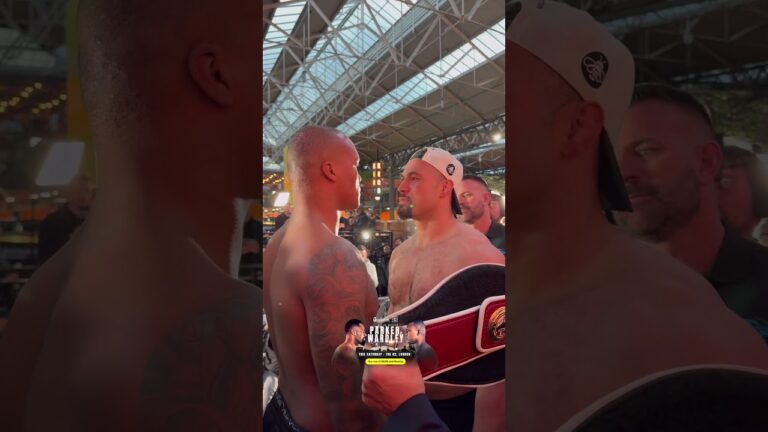 Londonâ€™s ready for a heavyweight WAR between Parker & Wardley 🇬🇧💥 📺