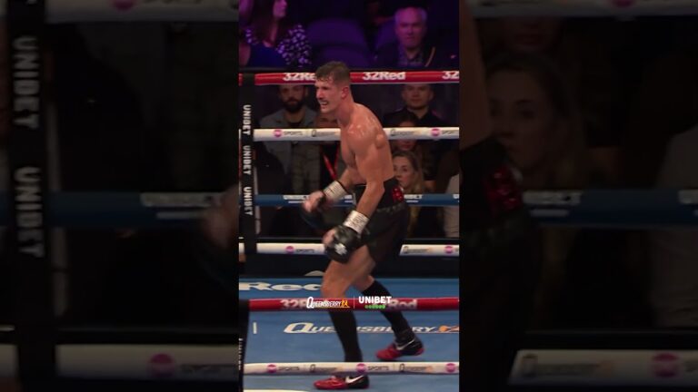 When boxing turns into WWE 😅