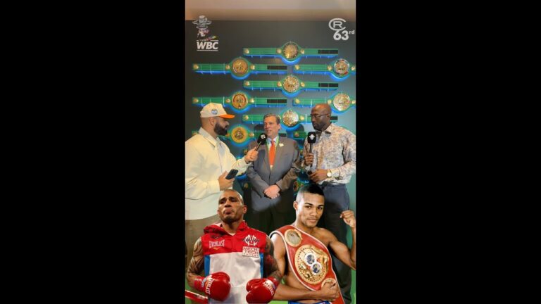 WBC's Mauricio SulaimÃ¡n had to pick between some legends 😮‍💨🐐