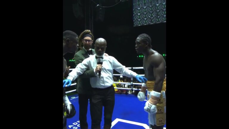 “Shake Hands!” – The Referee Was Having None Of It 😂