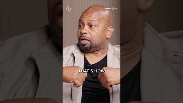 One of the greatest ever. Period. 🐐 #boxing #royjonesjr