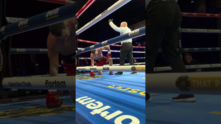 Controversial Stoppage? 👀🧨