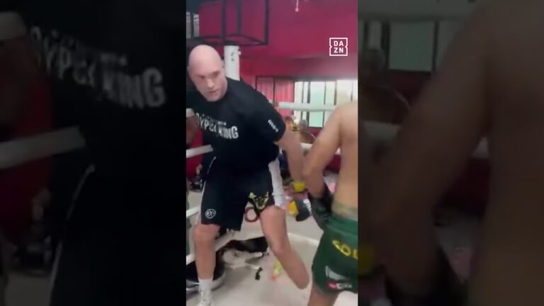 Tyson Fury is a heavyweight moving like a middleweight in NEW training footage