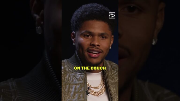 “He took his shirt off, started doing push-ups” | Shakur recalls Teofimo exchange 😄