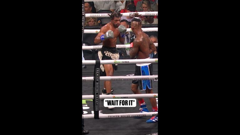Gary Antuanne Russell Lands a Right Hook at the PERFECT Time