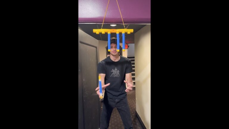 Fundora and Thurman Take the Reaction Time Challenge