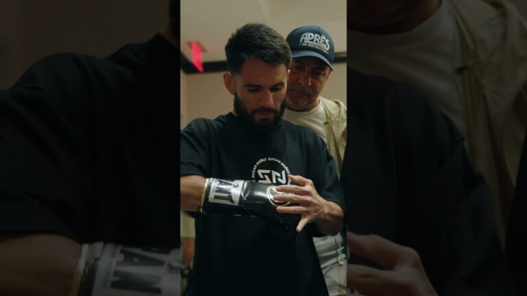 Glove Selection 🥊 Emanuel Navarrete Vs Sugar Nunez