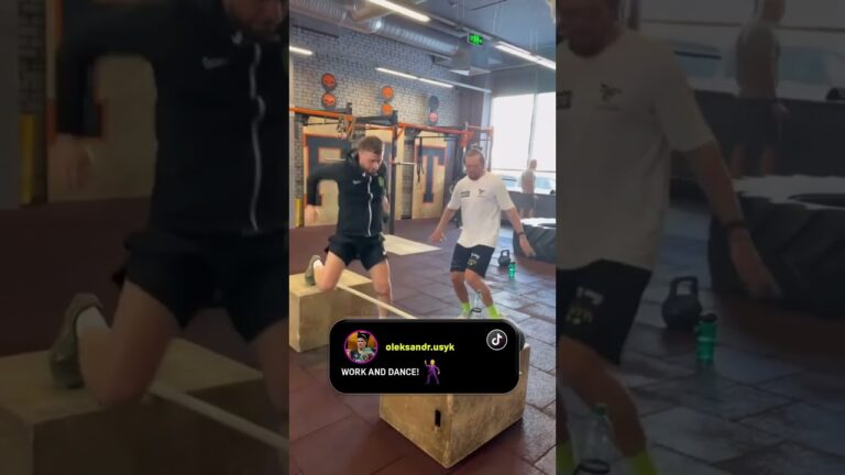 Camp has started for Usyk and he is feeling gooooood! 😏 #UsykVerhoeven