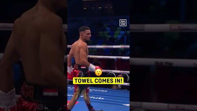 Adam Maca shows STAR QUALITY at 18 with beautiful uppercut as the towel comes in 🔥