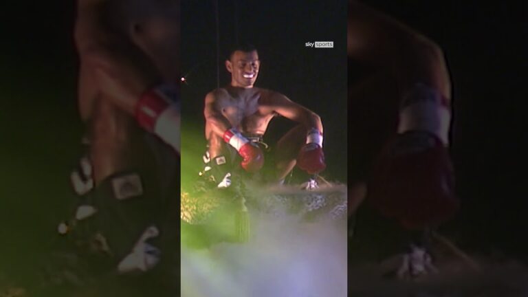 Will we see more ICONIC Olympia ringwalks tomorrow? 👀🍿 #boxing #shorts #naz