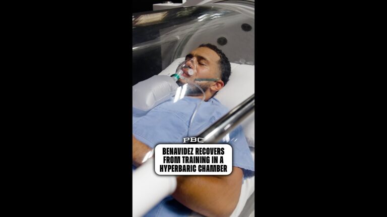 David Benavidez Recovers from Training in a Hyperbaric Chamber
