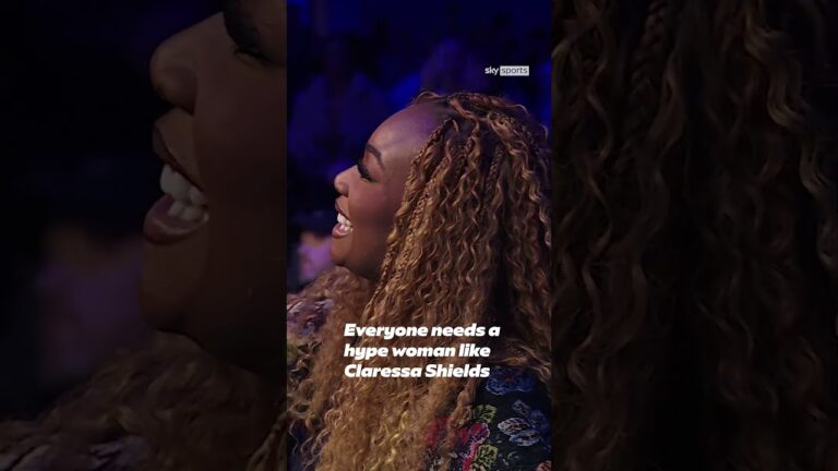 Claressa Shields showing love for Caroline Dubois ❤️