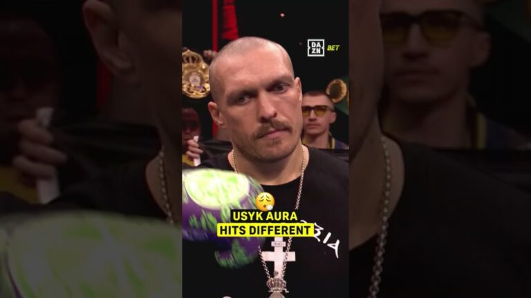 Oleksandr Usyk is the calmest person in the place moments before battle 🥶