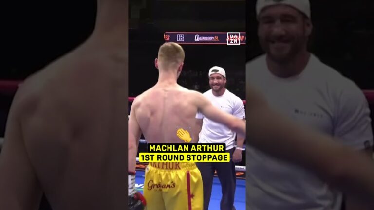 Machlan Arthur gets a first round stoppage with a flurry of BRUTAL shots 💥