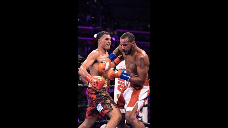 Benavidez beats Dirrell bloody