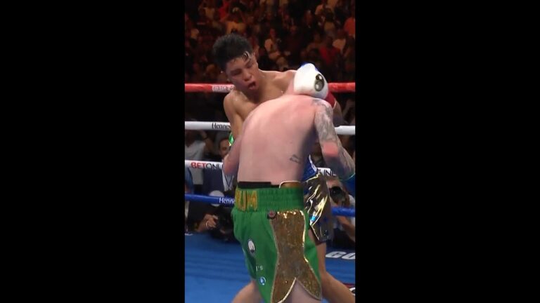 Munguia breaks Kelly until he can’t fight anymore