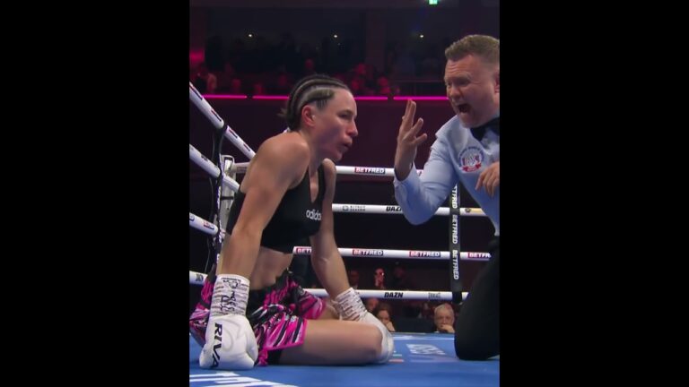 WHAT A SHOT ⚡️ Shannon Ryan Wipes Out Nicola Hopewell In Second Round