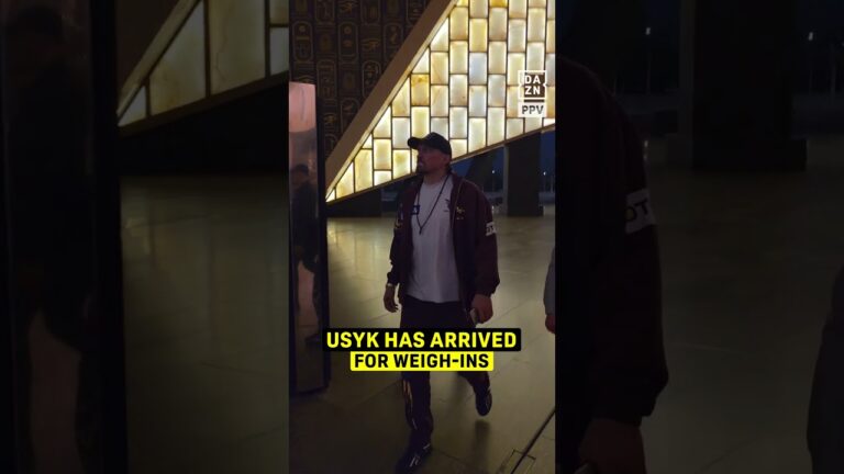 Usyk is here for the final weigh-ins!