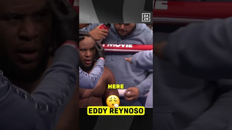 Eddy Reynoso ADJUSTED Frank after ROUND 1 for a HUGE KO. 😮‍💨 #UsykRico | @ringmagazine  ▪️