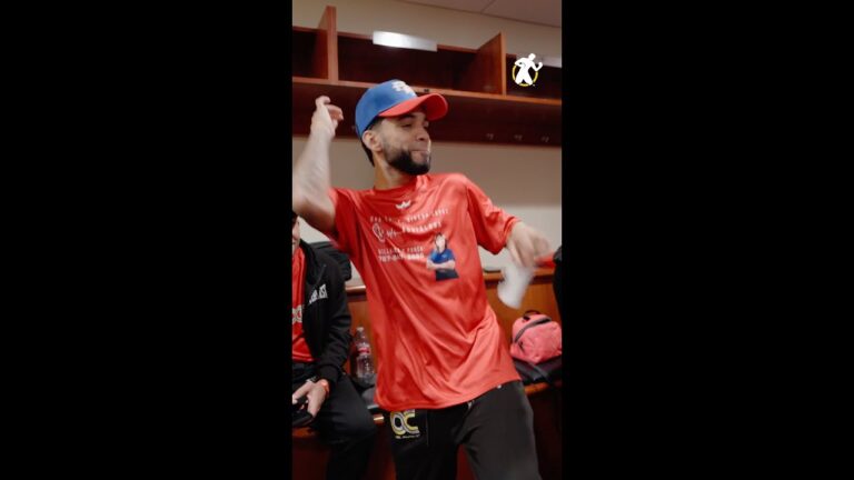 Fight week got us feeling like… 🕺🇵🇷