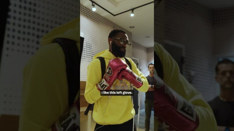 “Pink Bullets!” 🥊 Xander Zayas & Jaron Boots Ennis Glove Selection