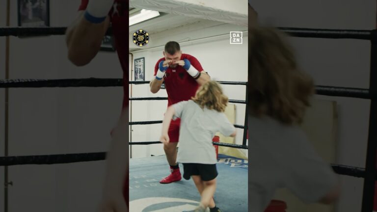 How can you not love Anthony Joshua’s opponent Kristian Prenga for this?! 🥰 🙌