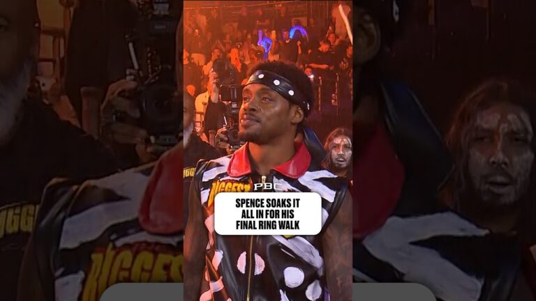 Spence Soaks It All In For His Final Ring Walk