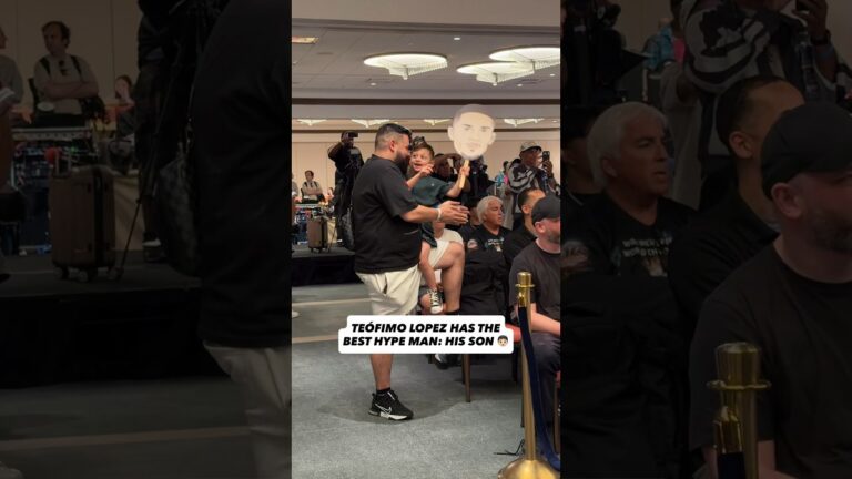 Teófimo has the best hype man: his son 👦🏻