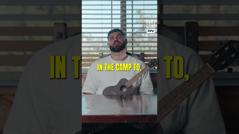 Who wants to hear El Animal play the ukelele? 👀