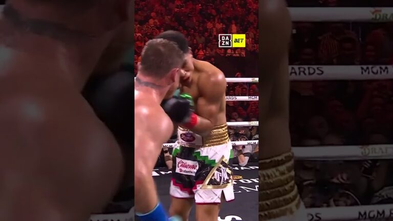 When Canelo floored Munguia for the first time in his career 🇲🇽