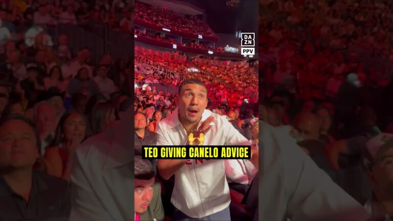 When Teofimo Lopez gave Canelo some advice during the fight 🤝