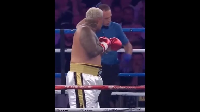 That time Paul Gallen took on the Super Samoan… Mark Hunt 👀 🙌