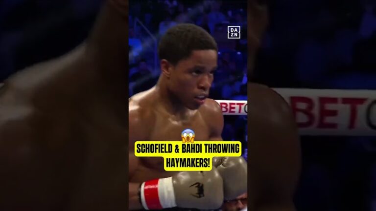 FLOYD SCHOFIELD GETS ROCKED AND MAKES A COMEBACK AT THE END!! 😳