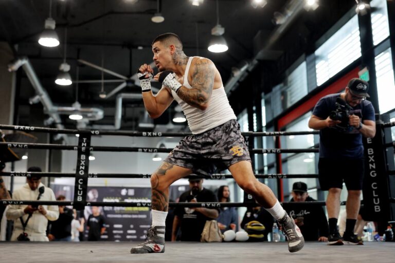 JOSEPH â€œJOJOâ€ DIAZ HOSTS MEDIA WORKOUT AHEAD OF CROSSROADS CLASH WITH WILLIAM â€œEL CAMARÃ“Nâ€ ZEPEDA
