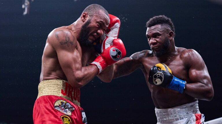 Carlos Adames Stops Julian Williams In A Thriller